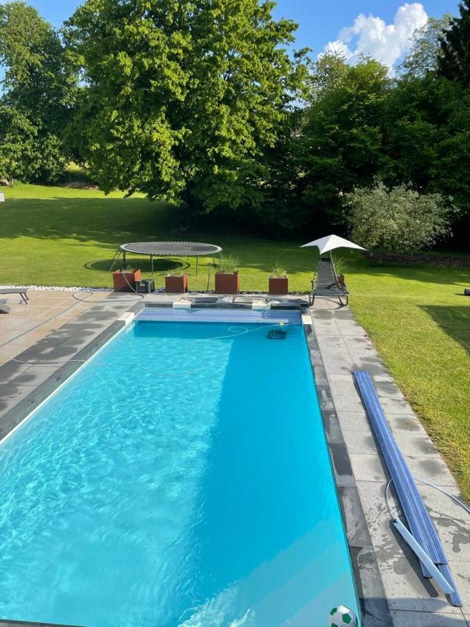 Appartement 5 Personnes Avec Acces Piscine Et Jacuzzi Villers-la-Ville Εξωτερικό φωτογραφία