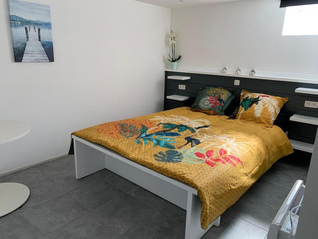 Appartement 5 Personnes Avec Acces Piscine Et Jacuzzi Villers-la-Ville Εξωτερικό φωτογραφία