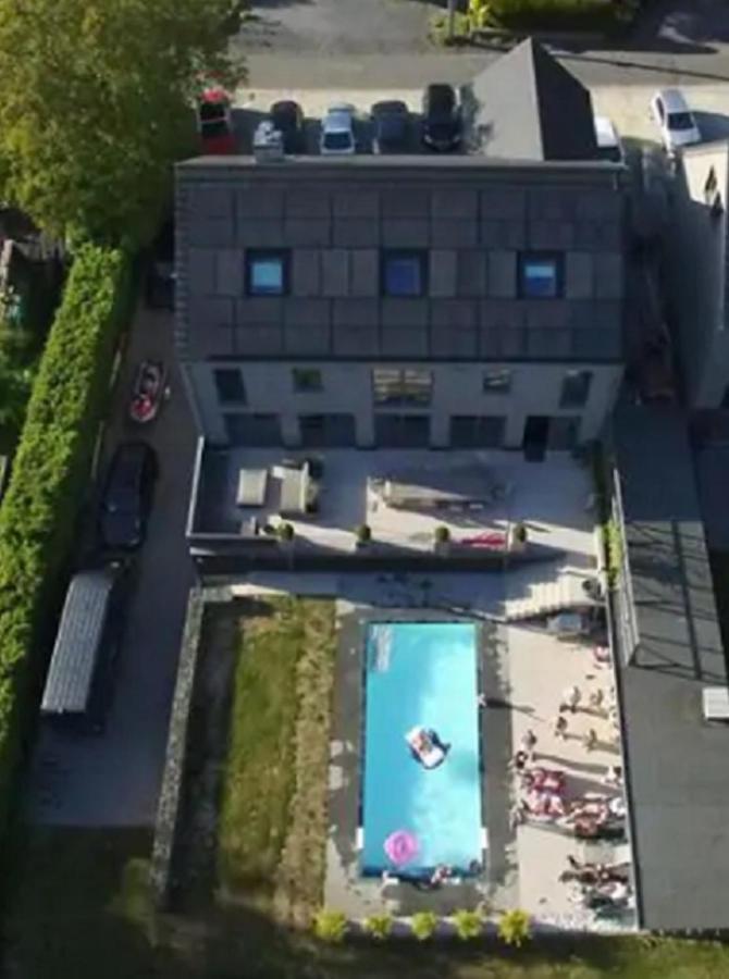 Appartement 5 Personnes Avec Acces Piscine Et Jacuzzi Villers-la-Ville Εξωτερικό φωτογραφία