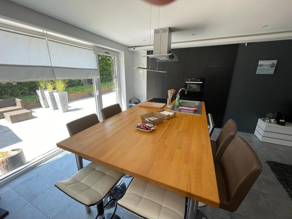 Appartement 5 Personnes Avec Acces Piscine Et Jacuzzi Villers-la-Ville Εξωτερικό φωτογραφία